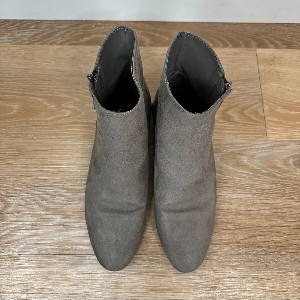 Zara Basic Collection Gray Suede Ankle Boots, Size 5